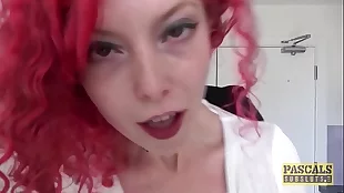 A red-haired British woman forcibly grows up as a teenager in all directions, she is fucked by a crowd, duplicated, respecting the edge of the crack, fucked